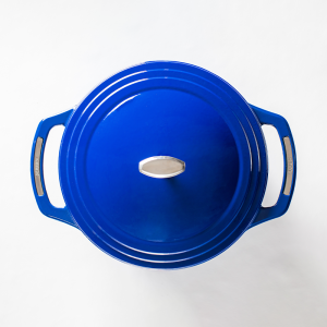USA Enamel? Cast Iron Dutch Oven