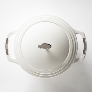 USA Enamel? Cast Iron Dutch Oven