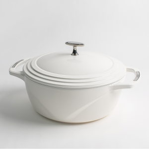 USA Enamel? Cast Iron Dutch Oven