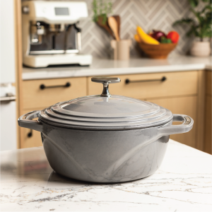 USA Enamel? Cast Iron Dutch Oven