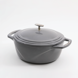 USA Enamel? Cast Iron Dutch Oven