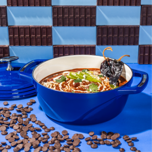 USA Enamel? Cast Iron Dutch Oven