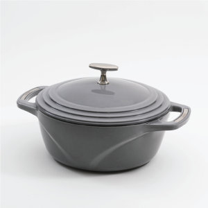 USA Enamel? Cast Iron Dutch Oven